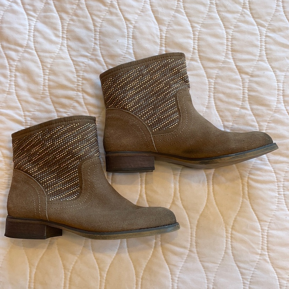 Carlos Santana leather suede booties